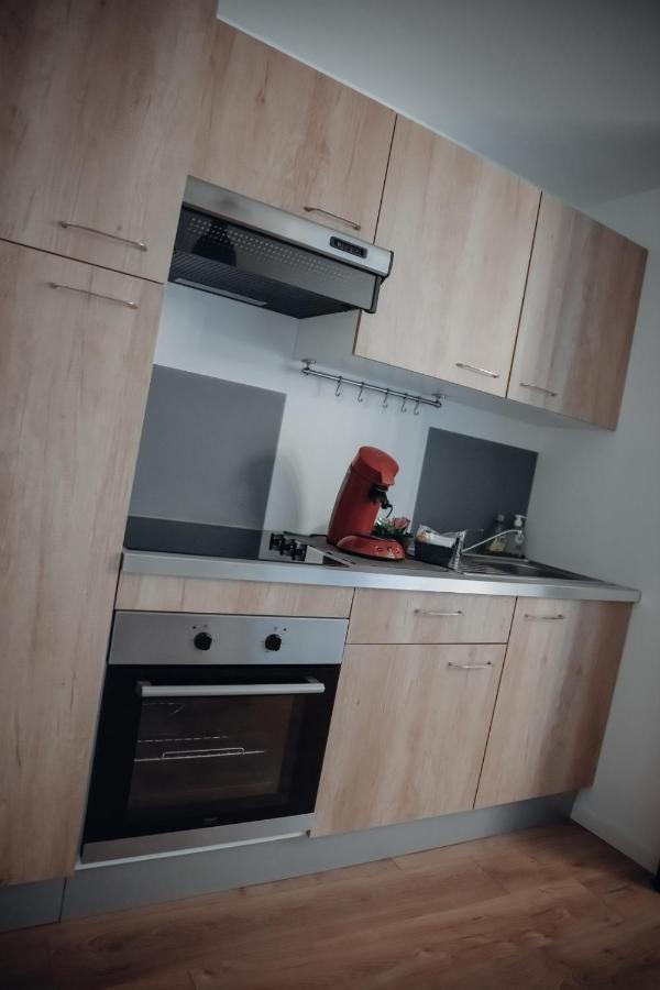 Ernée Cosy Et Moderne En Centre Ville, Fibre Haut Debit מראה חיצוני תמונה